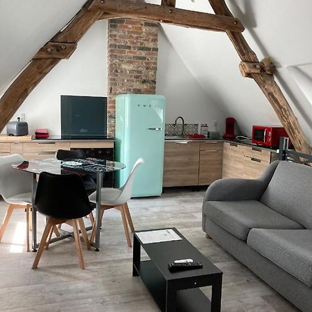 Ferienwohnung Au Cochon Qui Rit Flines-Les-Mortagne Exterior foto