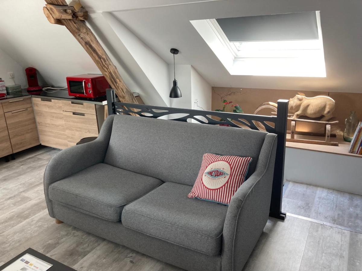 Ferienwohnung Au Cochon Qui Rit Flines-Les-Mortagne Exterior foto